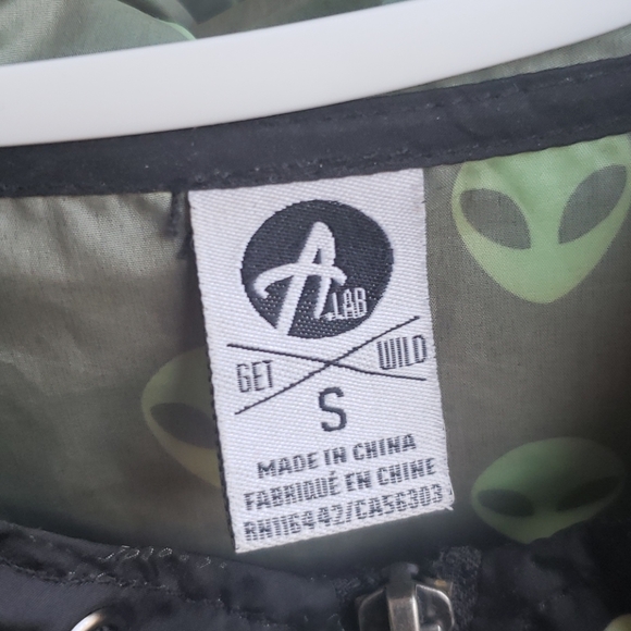 Windbreaker full zip 👽 - Picture 3 of 5
